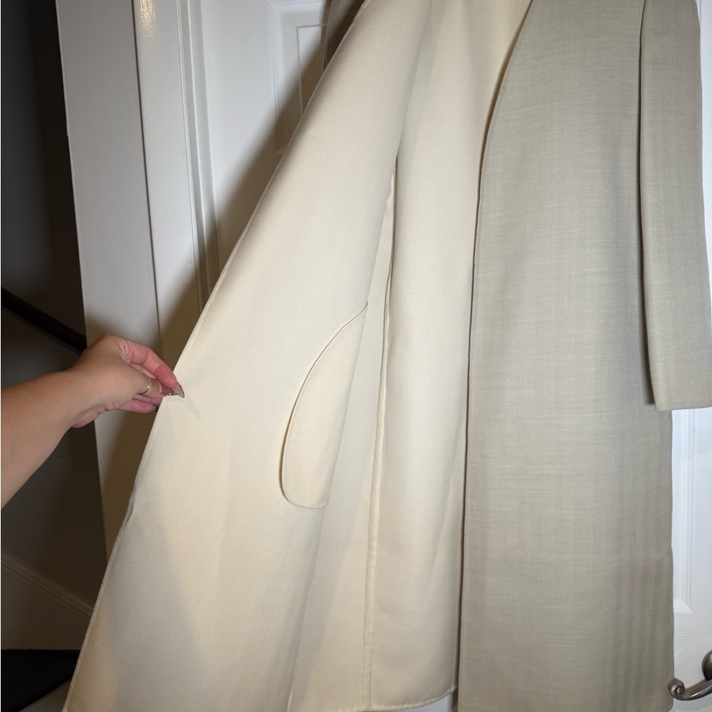 Vintage Halston Women's Tan Cape Coat - Picture 8 of 10